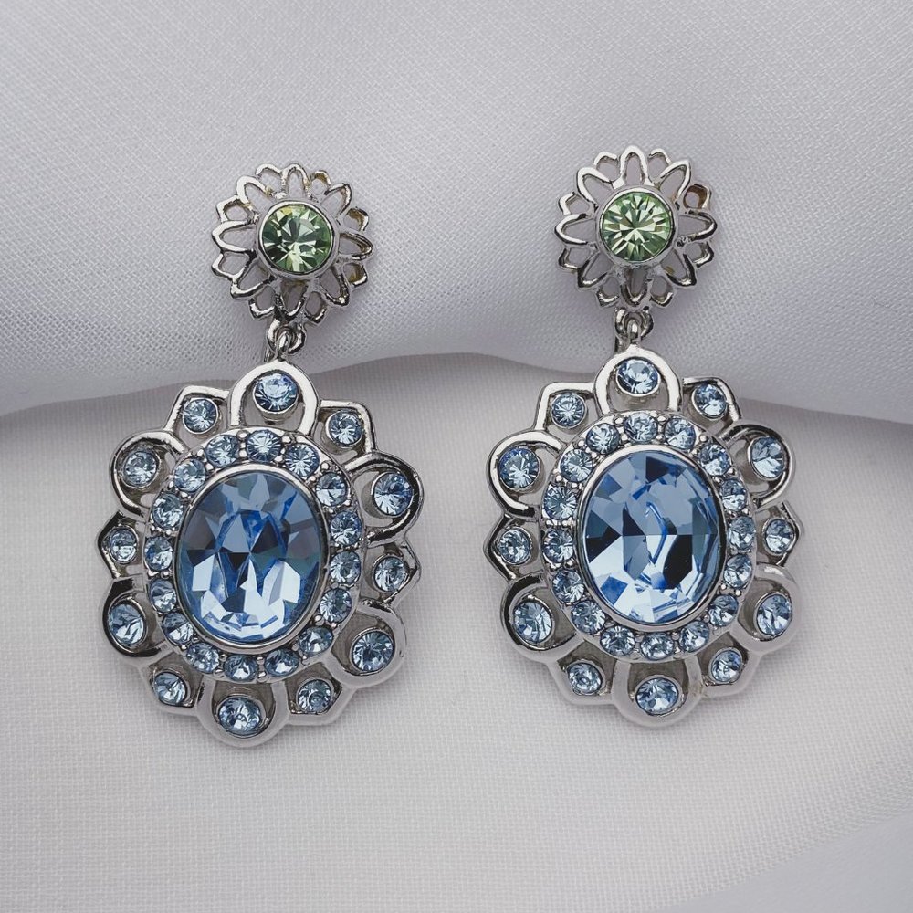 Givenchy Pastel Blue Rhinestone Jewel Flower Oval Silver Dangle Clip Earrings - Picture 2 of 9